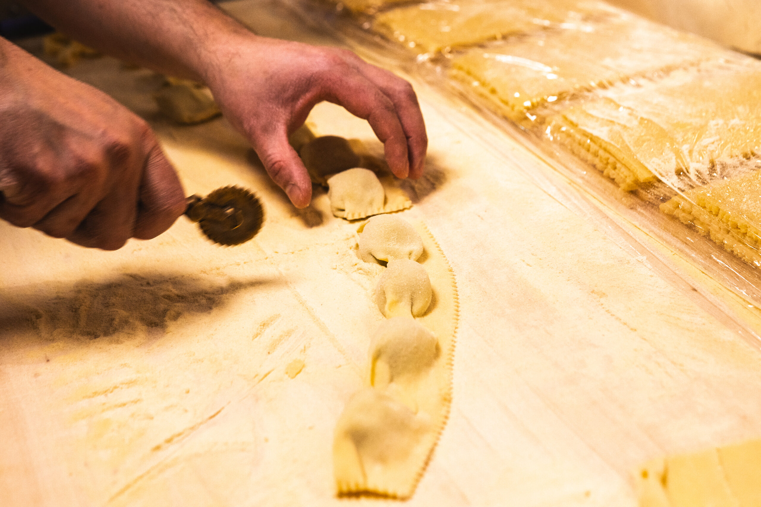 Skæring af frisk pasta
